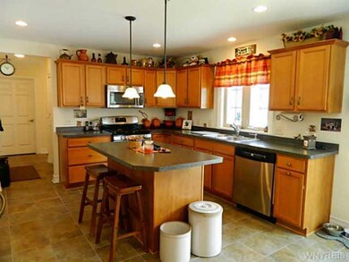 397 Drake Dr, North Tonawanda, NY 14120 - photo 5