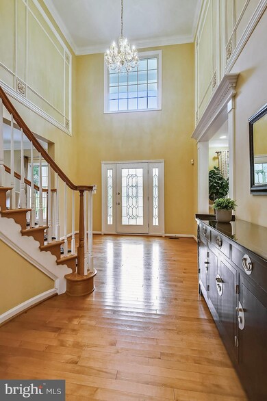 3208 Spring Rain Ct, Herndon, VA 20171 - photo 5