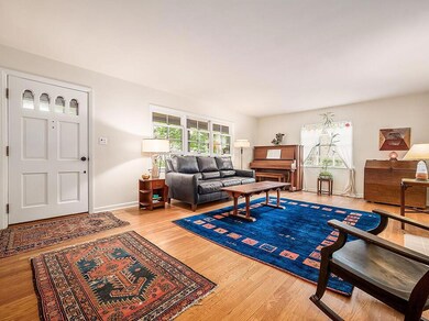 44 W Royal Forest Blvd, Columbus, OH 43214 - photo 5