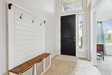 2113 Moonsail Ln, Denton, TX 76210 - photo 2