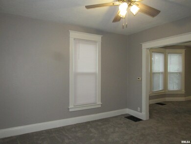 1720 N Perry St, Davenport, IA 52803 - photo 5