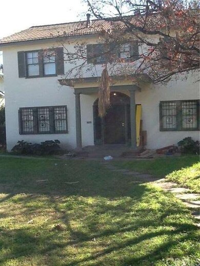 Front of the house and Yard