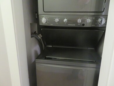 27 N Margin St unit 4, Boston, MA 02113 - photo 7