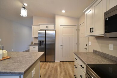 2004 20th St, Zumbrota, MN 55992 - photo 6