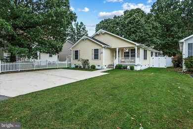 1004 Middleton St, Colonial Beach, VA 22443 - photo 4