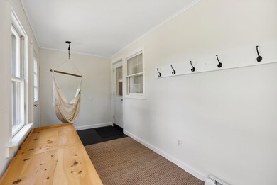Insulated & heated porch/sunroom