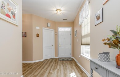 12 Waltham Way Entry