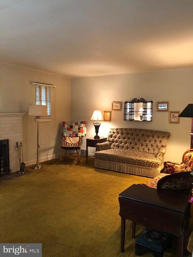 209 S 5th St, North Wales, PA 19454 - photo 4