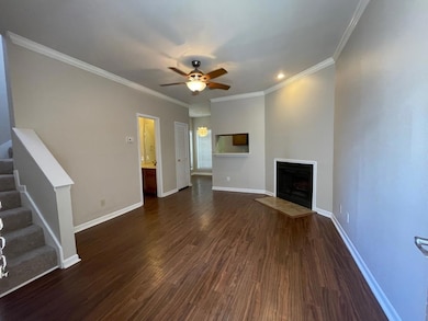 715 W 22 1 2 St unit 201, Austin, TX 78705 - photo 4