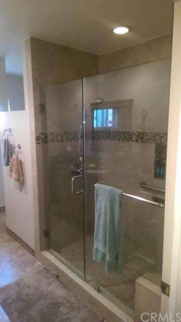 Huge, framelss shower