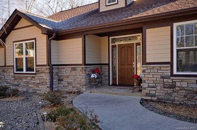 WELCOMING ENTRY