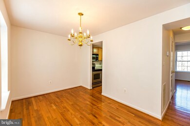 9156 Lambskin Ln, Columbia, MD 21045 - photo 6