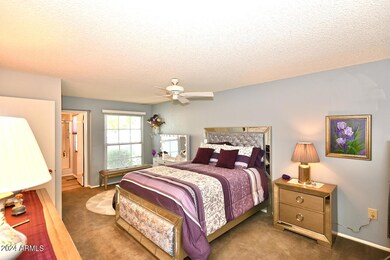 10527 W Highwood Ln, Sun City, AZ 85373 - photo 7