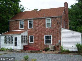 381 Biser St, Berkeley Springs, WV 25411 - photo 4