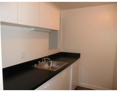 65 Fulkerson St, Cambridge, MA 02141 - photo 3