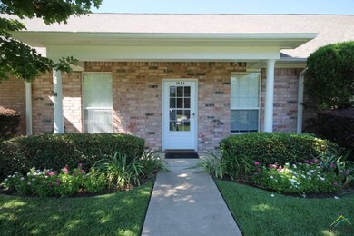 1928 Hollylake Cir, Tyler, TX 75703 - photo 2