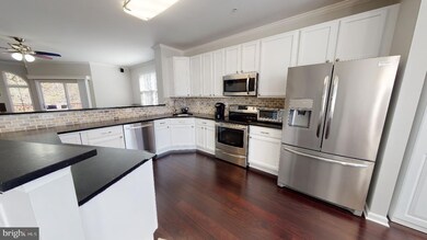 2517 Running Wolf Trail, Odenton, MD 21113 - photo 7