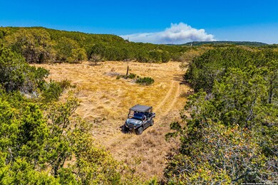 317 Private Road 2410, Hondo, TX 78861 - photo 4