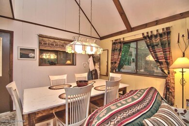 328 Gross Dr, Pocono Pines, PA 18350 - photo 7