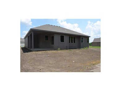 22581 S Roosevelt St, Spring Hill, KS 66083 - photo 2