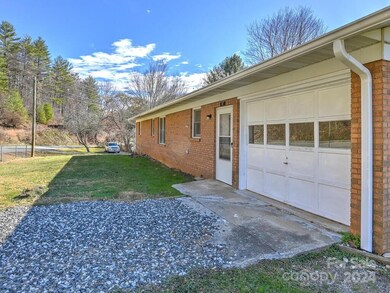 87 Scronce Creek Rd, Burnsville, NC 28714 - photo 5