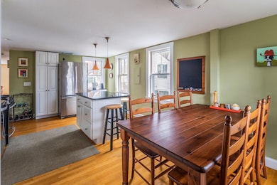 17 Pearl St unit 2, Provincetown, MA 02657 - photo 3