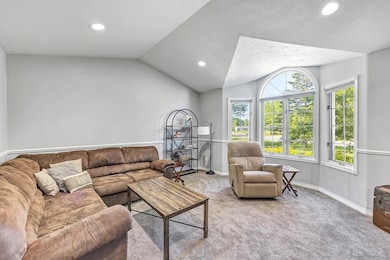 210 S Birch Ave, Gillett, WI 54124 - photo 5