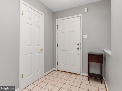 654 Lions Gate Ln, Odenton, MD 21113 - photo 6