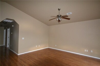 1078 S Nelson Dr, Fayetteville, AR 72701 - photo 2