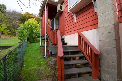 522 Center Ave, Jim Thorpe, PA 18229 - photo 3