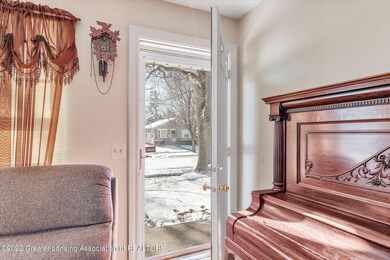 06-1704-Loraine-Ave-WindowStill-Real-Est
