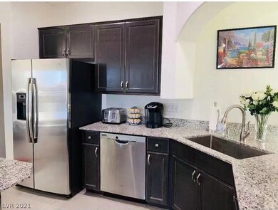 6469 Amberleaf Way, Las Vegas, NV 89118 - photo 4