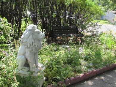 1325 16th St S, Great Falls, MT 59405 - photo 3