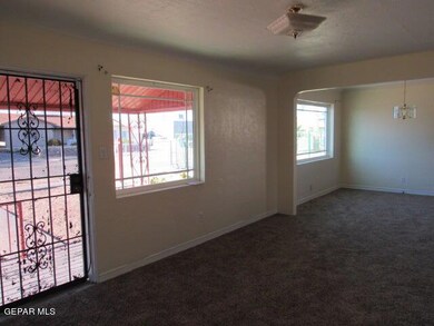 8033 Carpenter Dr, El Paso, TX 79915 - photo 2