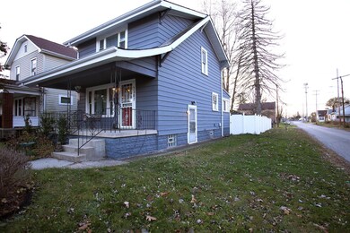 Corner Lot-Side View