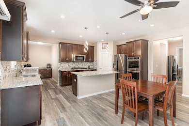 unlisted-address, Yorkville, IL 60560 - photo 5