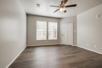 137 Park Place Cir unit A, Waller, TX 77484 - photo 5
