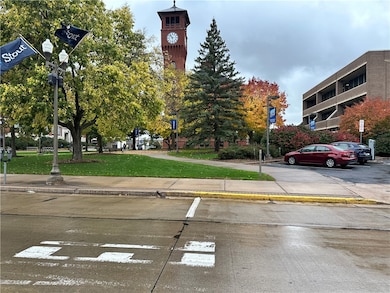 516 Broadway St S, Menomonie, WI 54751 - photo 3