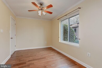 3109 Buccaneer Ct unit 1, Fairfax, VA 22031 - photo 5