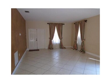 10734 NW 70th St, Doral, FL 33178 - photo 2