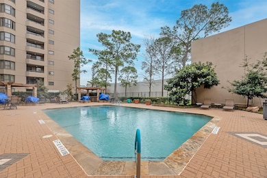 Woodway Place Atrium Condo unit 404, Houston, TX 77057 - photo 2
