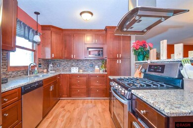 1505 1505 N 5th St, New Ulm, MN 56073 - photo 5