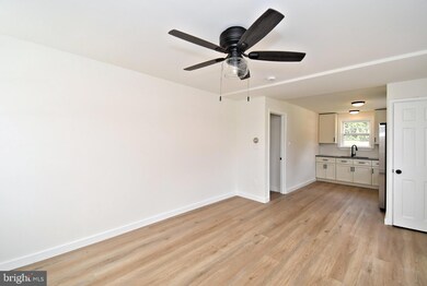 4776 Old Easton Rd unit 1, Doylestown, PA 18902 - photo 6