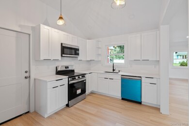 100 Booth Blvd E, Wappingers Falls, NY 12590 - photo 7