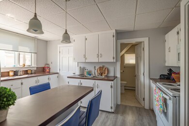 Unit 1 Kitchen1