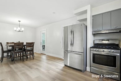 Kitchen/Dining