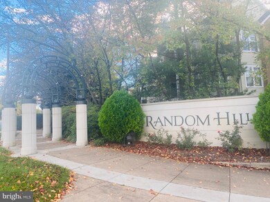 4137 Fountainside Ln unit 201, Fairfax, VA 22030 - photo 2