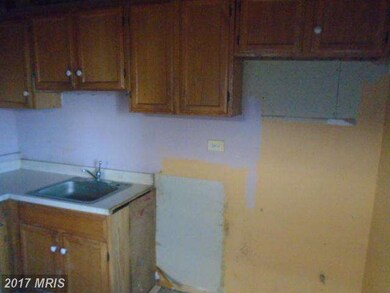 907 Lemmon St, Baltimore, MD 21223 - photo 7