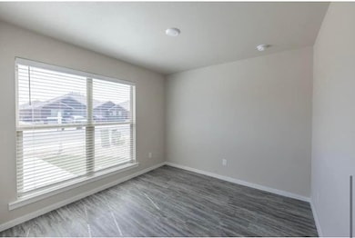 2109 N Avenue K unit B, Lubbock, TX 79403 - photo 5