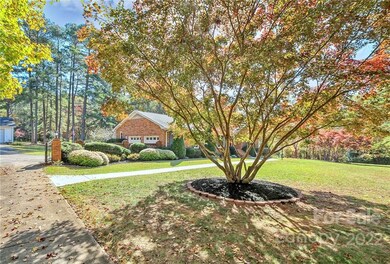 195 Rainbow Cir, Clover, SC 29710 - photo 4